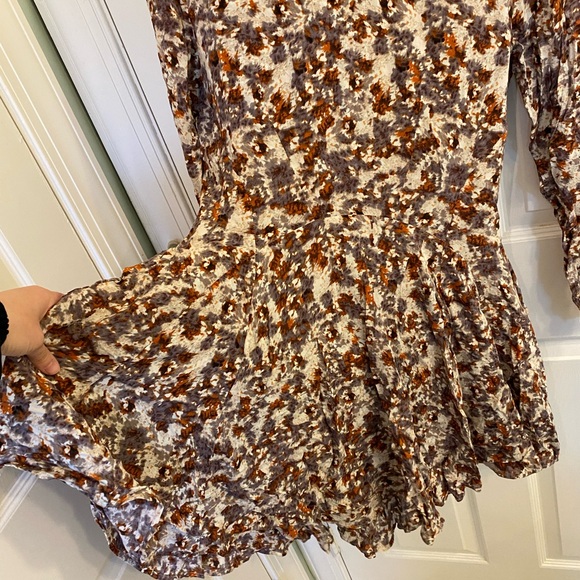 H&M Abstract Patterned Dress - Picture 7 of 9